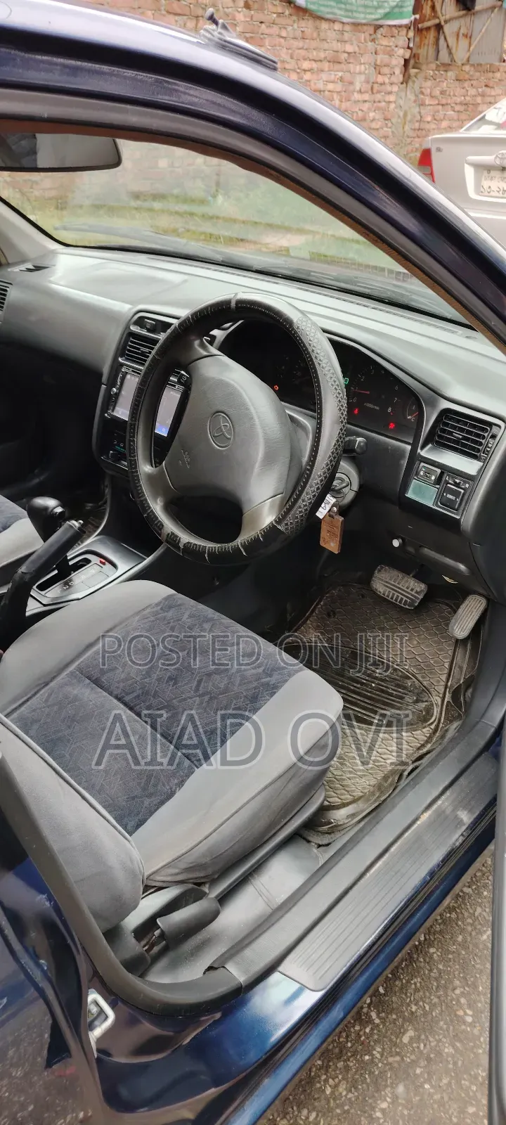 Toyota Carina 2000 Blue