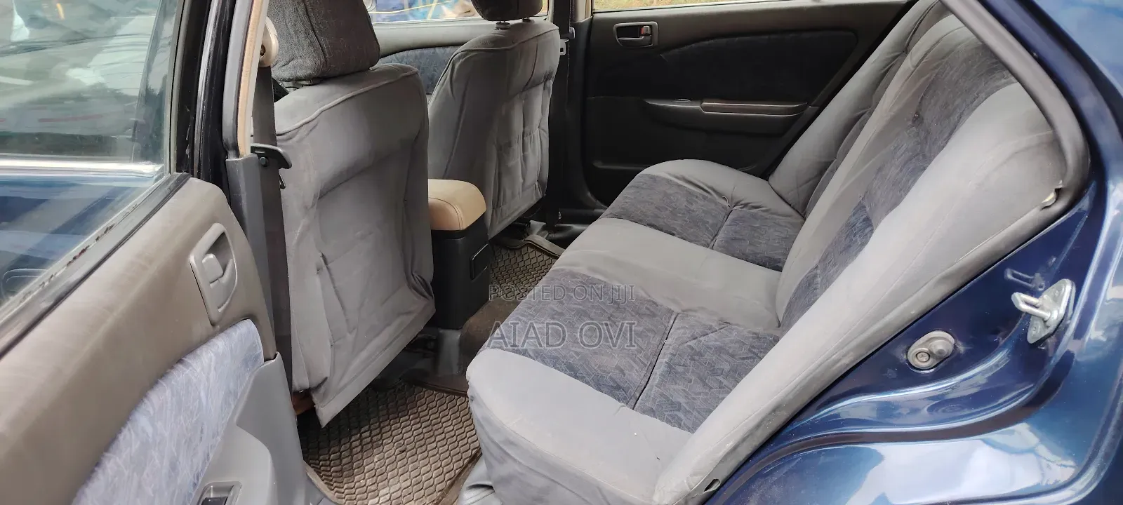 Toyota Carina 2000 Blue