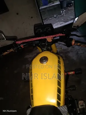 Photo - Motorcycle 2007 Yellow