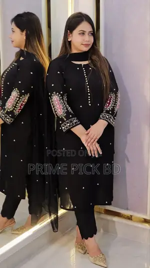 Photo - Embroidery Three Piece