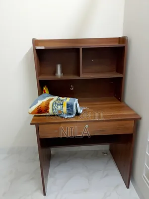 Photo - Reading Table