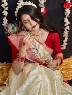 কাঞ্জিভরম কাতান শাড়ি