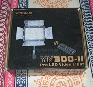 Yongnuo Yn300 Ii Led Variable-Color on-Camera Light