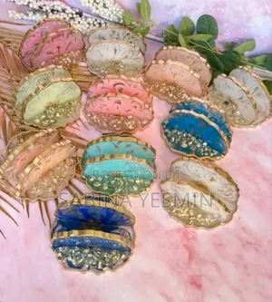 Handmade Resin Tissue Box Makeup Brush Holder