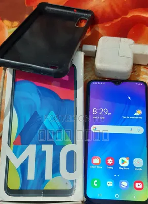 Samsung Galaxy M10 16 GB Blue