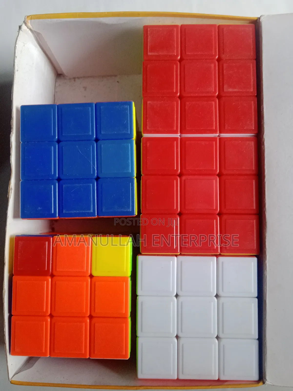 Qiyi Mirror Cube, Which Is a Type of 3x3 Speed Cube.