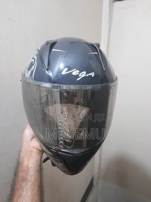 Helmet Vega