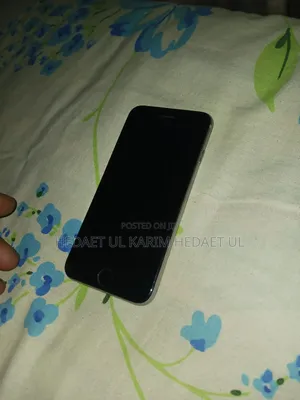 Photo - Apple iPhone 6 32 GB Silver