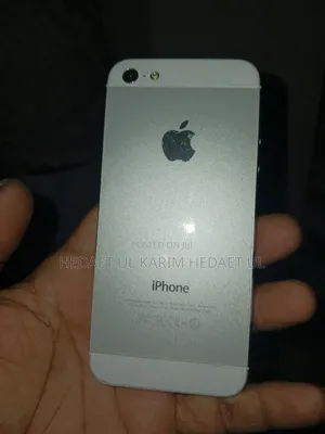 Photo - Apple iPhone 5 16 GB White