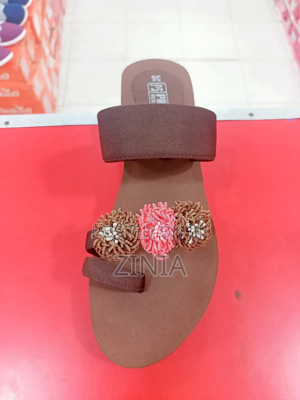 Light Weight Ladies Sandals.