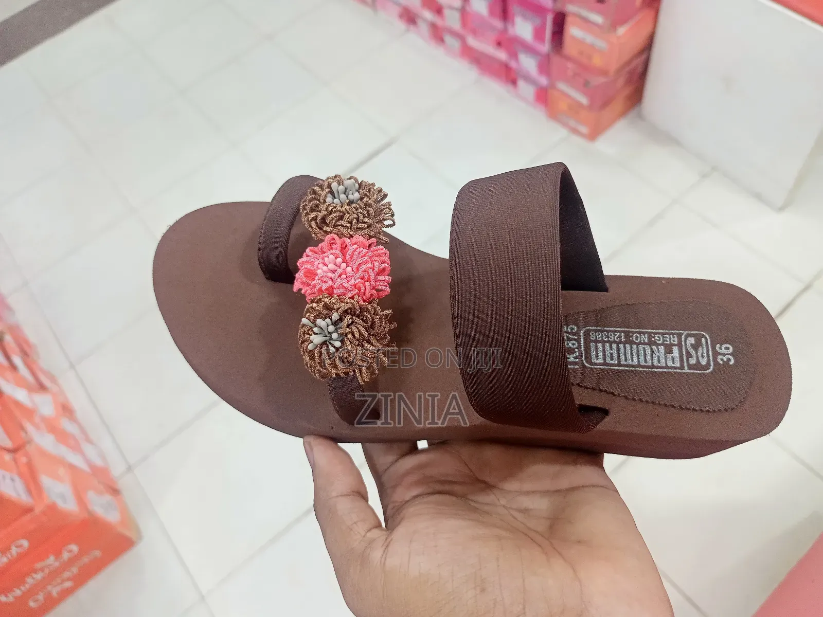 Light Weight Ladies Sandals.