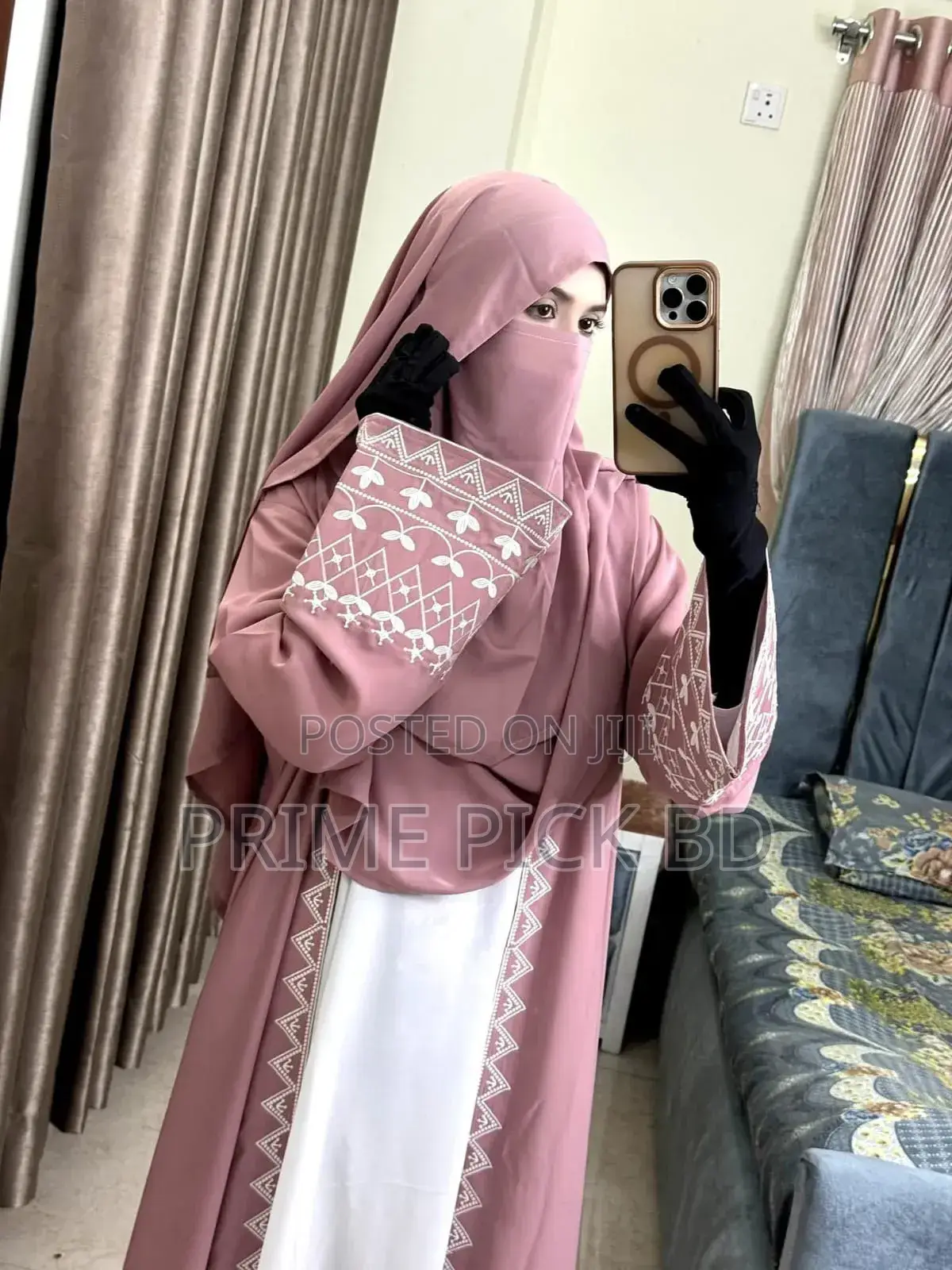 Embroidery Avaya Borka