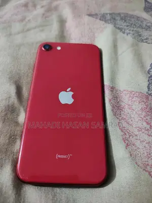 Apple iPhone SE (2022) 128 GB Red