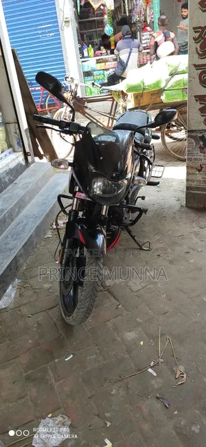 Photo - Bajaj Pulsar 150 2022 Black