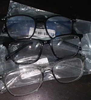 Photo - 3 Eyewear Glass Frames.Comfortable and Trendy