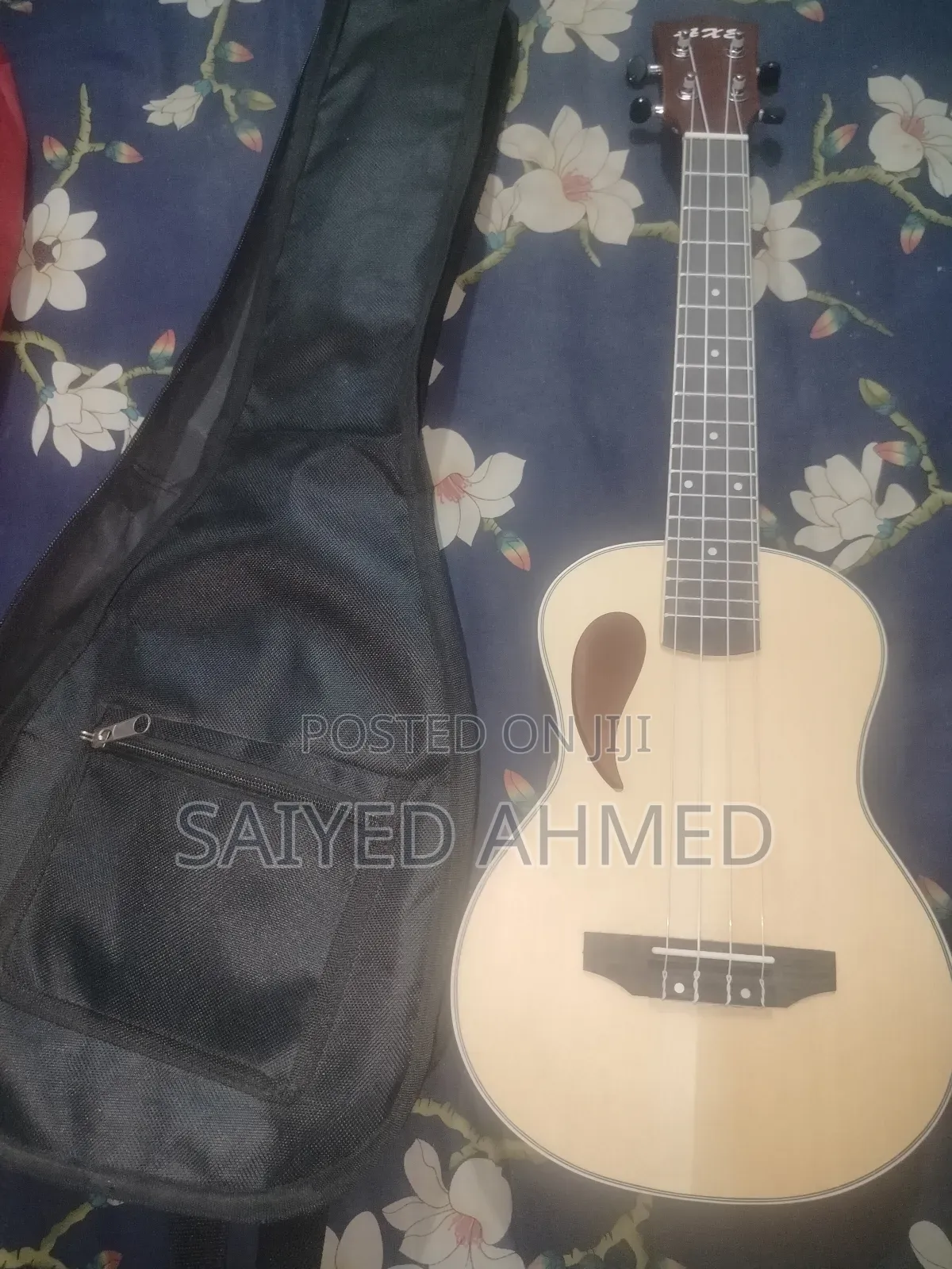 Axe Ukulele 26"