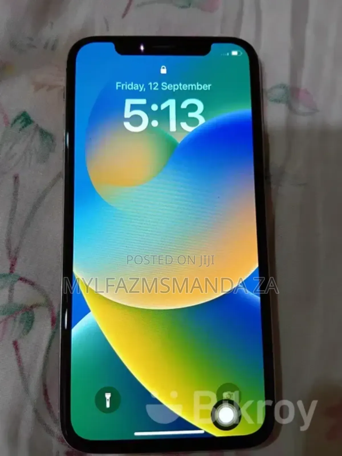 Apple iPhone XS 64 GB White