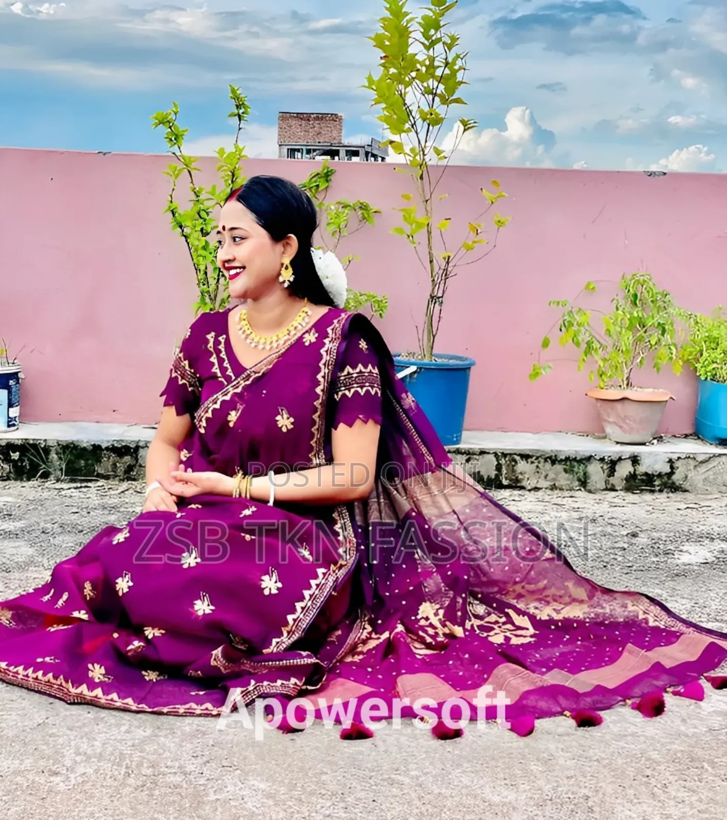 স্কিন ও আফসান প্রিন্টের কাজ করা
-সাথে ম্যাচিং ব্লাউজ পিস New Update