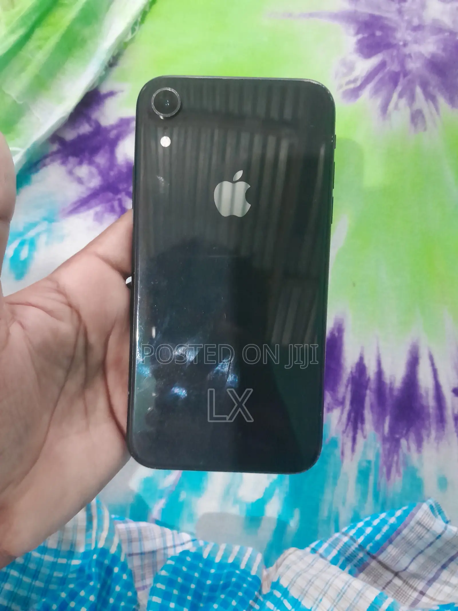 অ্যাপল এক্সআর ৬৪ জিবি কালো