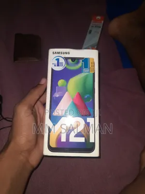 Photo - Samsung Galaxy M21 128 GB Blue