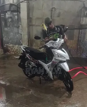 Photo - Motorcycle 2017 Silver