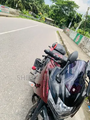 Photo - Suzuki SFV650 2023 Black