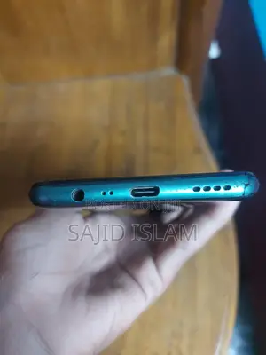 Photo - New Realme 7i 128 GB Green