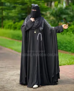 প্রিমিয়াম দুবাই চেরি বোরকা