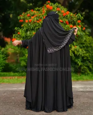 প্রিমিয়াম দুবাই চেরি বোরকা