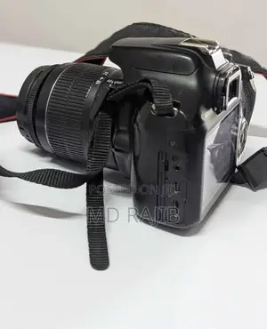 Photo - DSLR Camera