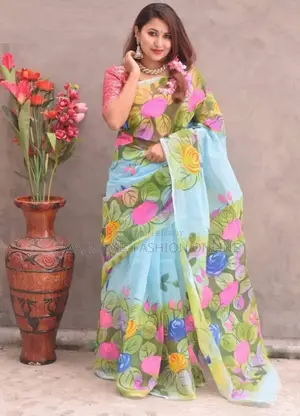 হ্যান্ড প্রিন্ট হাফ সিল্ক শাড়ি