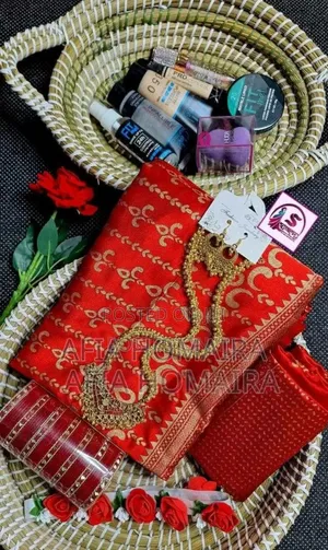 Sharee And Makeup Combo Set