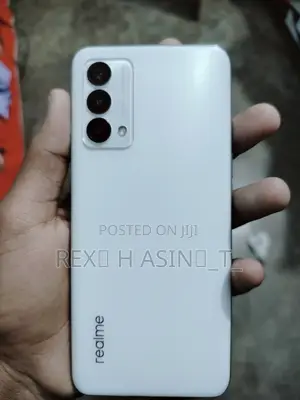 Photo - Realme GT Master Edition 128 GB White