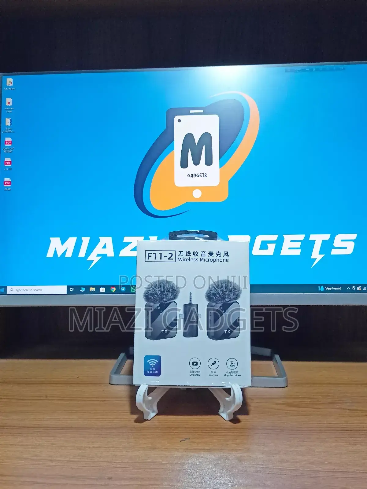 F11-2 Wireless Microphone