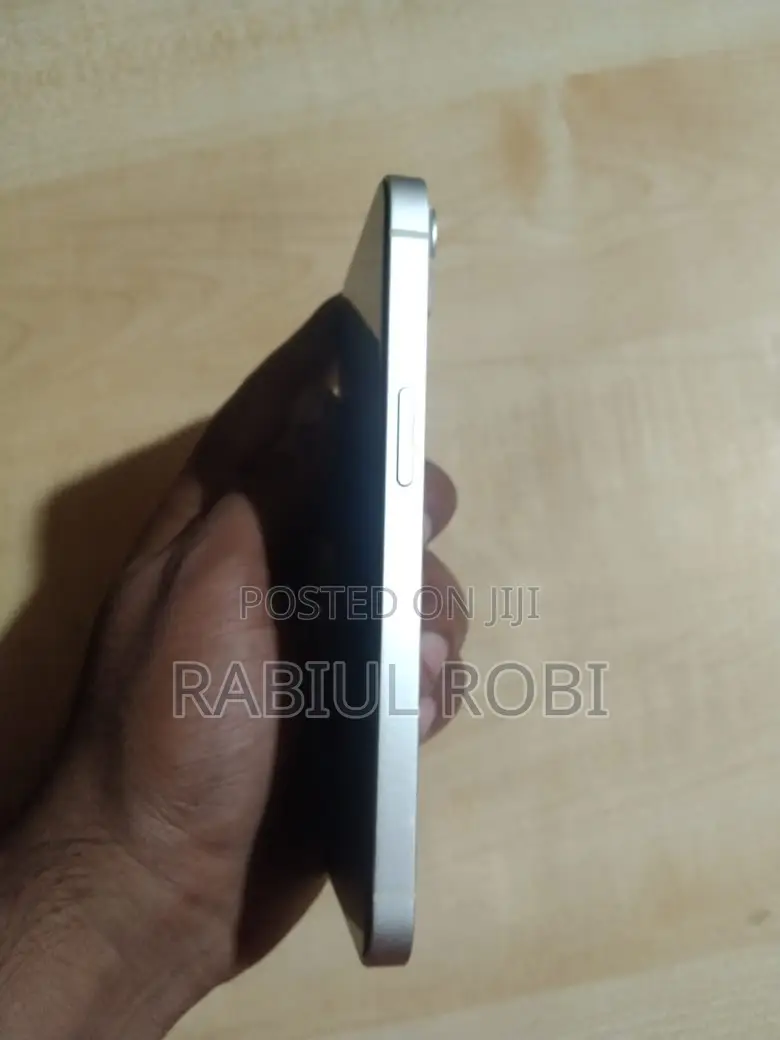 Apple iPhone 13 128 GB White