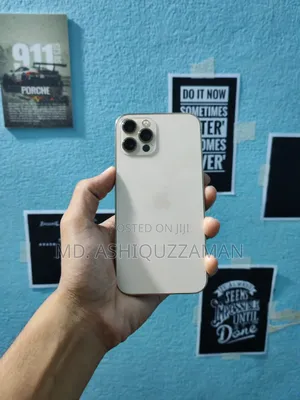 Photo - Apple iPhone 12 Pro 256 GB Gold
