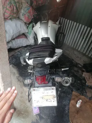 Yamaha FZ 2015 White