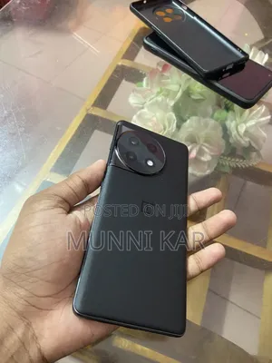 Photo - OnePlus 11R 128 GB Black