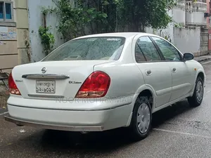 Nissan Sunny 2008 Pearl