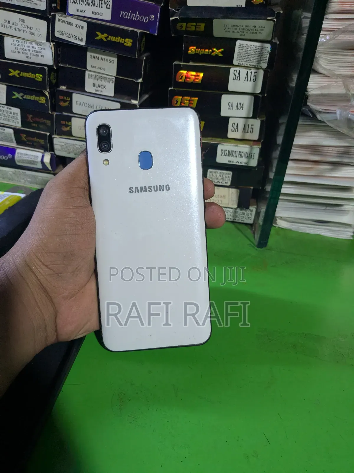 Samsung Galaxy A30 64 GB White