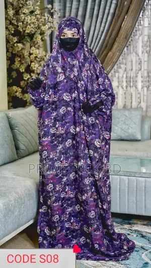 Salah Long Khimar