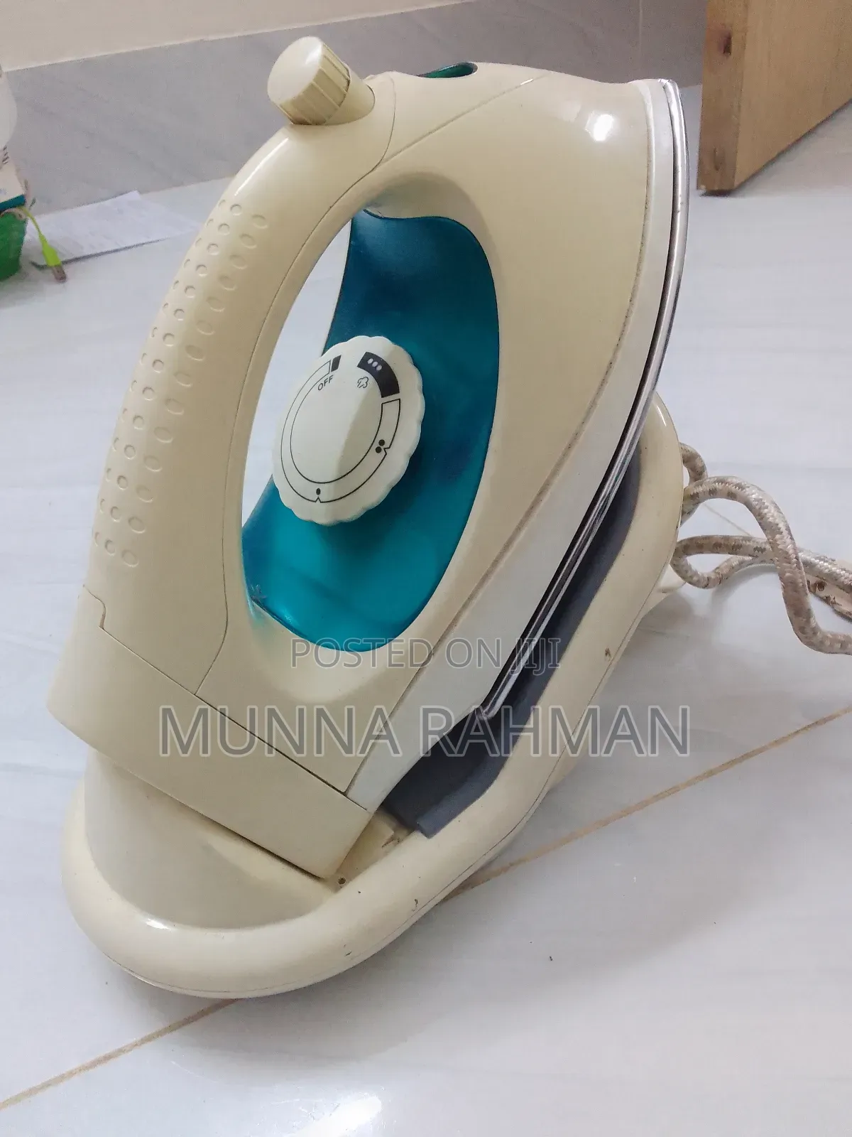 Orbit Steam Iron