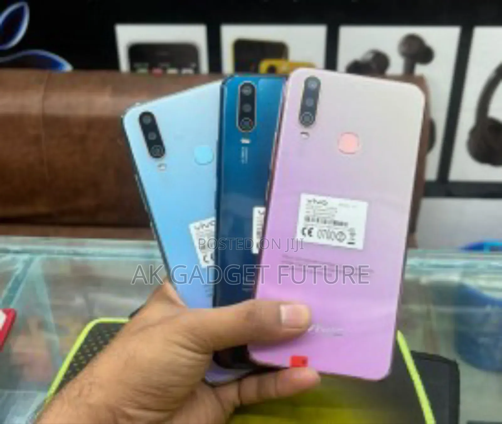 New Vivo Y17 128 GB Silver