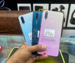 New Vivo Y17 128 GB Silver