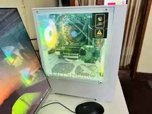 Desktop Computer 8GB Intel Core I7 SSD 128GB