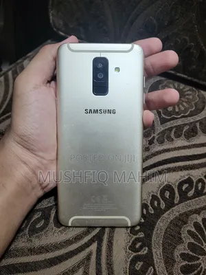 Photo - Samsung Galaxy A6 Plus 32 GB Rose Gold