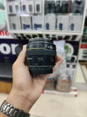 Photo - Canon 50mm 1.4ultrasonic