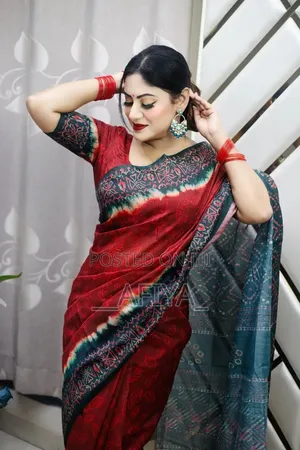 Photo - Red-Green Shari