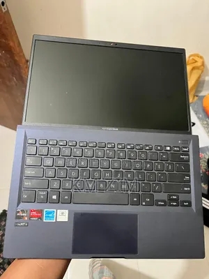 Laptop Asus VivoBook 15 X505BA 4GB AMD Ryzen 5 SSD 256GB