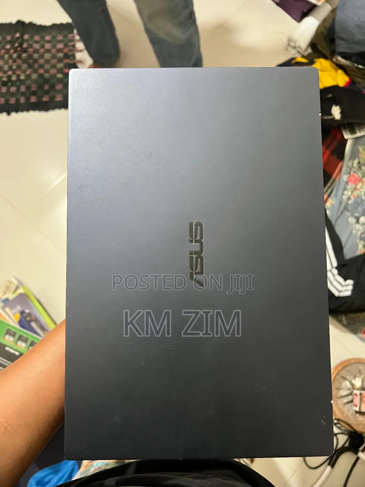 Laptop Asus VivoBook 15 X505BA 4GB AMD Ryzen 5 SSD 256GB